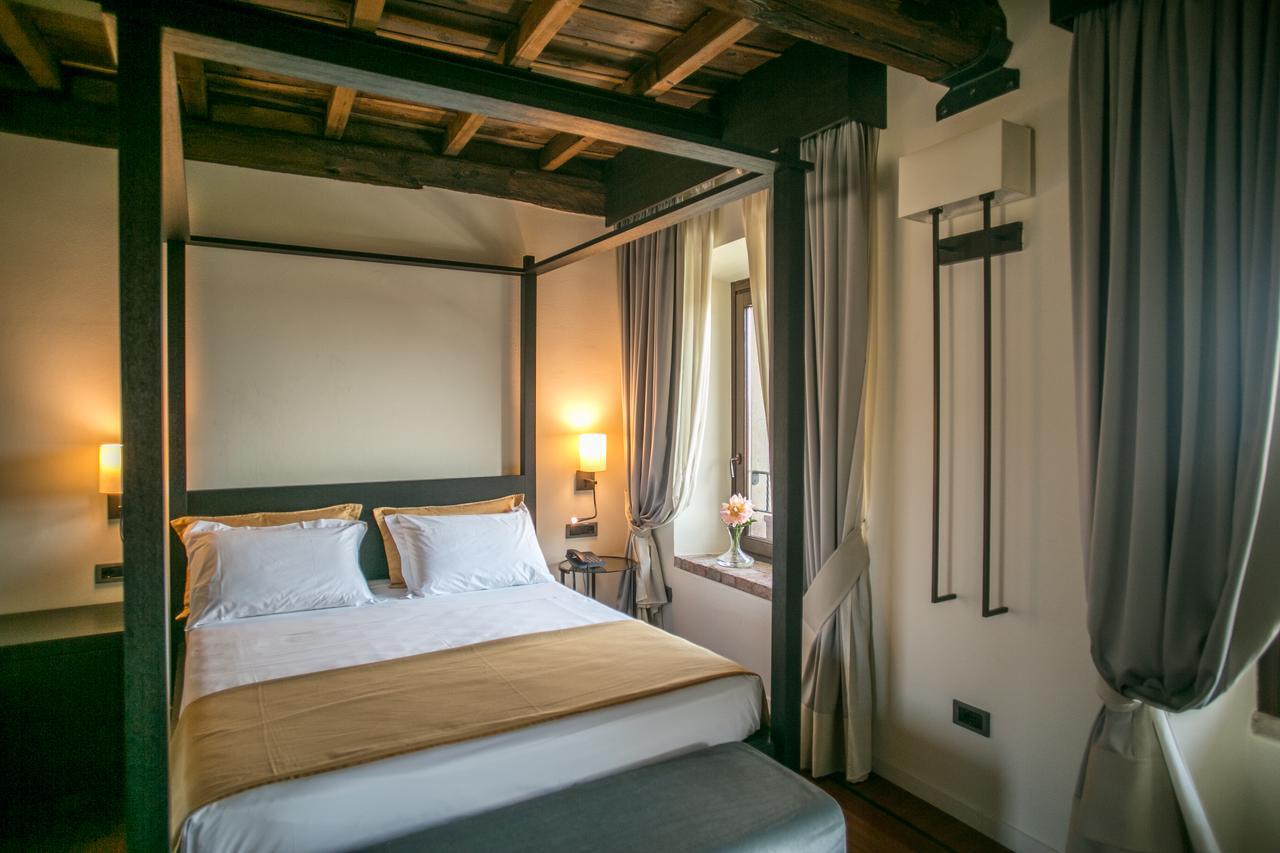 Castello Visconteo Hotel Cassano dʼAdda Eksteriør billede