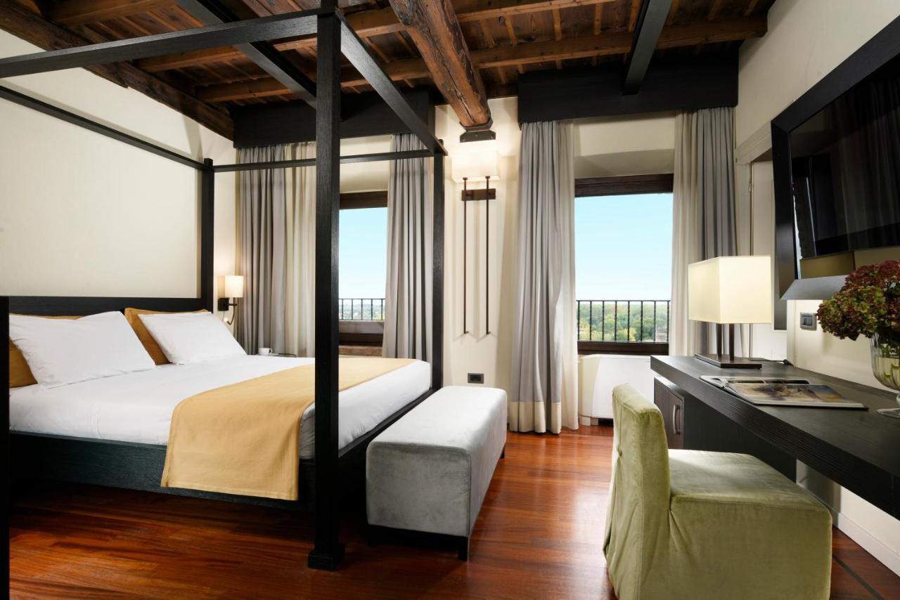 Castello Visconteo Hotel Cassano dʼAdda Eksteriør billede