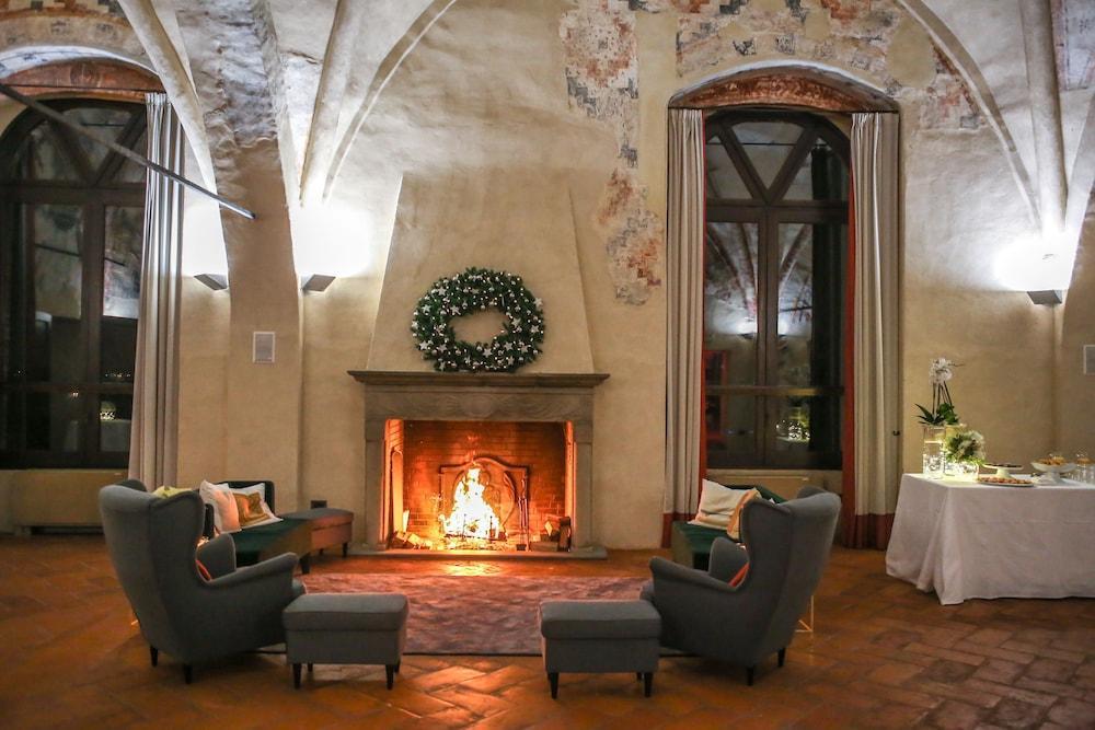 Castello Visconteo Hotel Cassano dʼAdda Eksteriør billede
